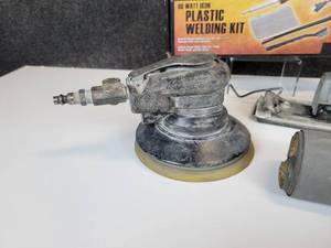 lot 432 image: Craftsman Pneumatic Straight In-Line Sander, Pneumatic Rotary Buffer, Plastic Welding Kit, and Wet Abrasive Paper