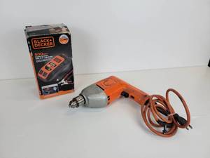 lot 453 image: NEW Black & Decker Power Inverter and Corded Drill