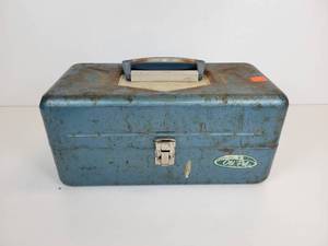 lot 455 image: Vintage Old Pal Steel Tackle Box with Contents