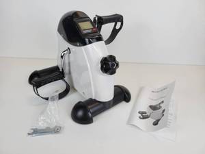 lot 462 image: Small Mini Bike - Like New