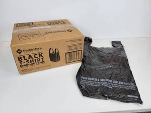 lot 463 image: Box of Black T-Shirt Carry-Out Bags