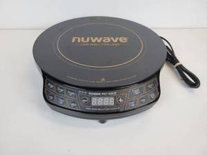 lot 471 image: NuWave Induction Cook Top - Gold Model 30211
