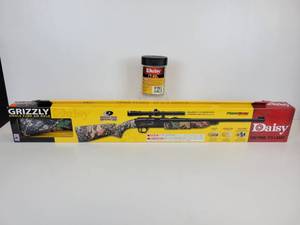 lot 473 image: NEW in Box - Daisy Grizzly Single Pump Air Rifle with Scope, Mossy Oak Stock & Handguard