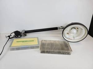 lot 493 image: Vemcolite Model VL-4 with Set of Cotter Pins and Snap Rings