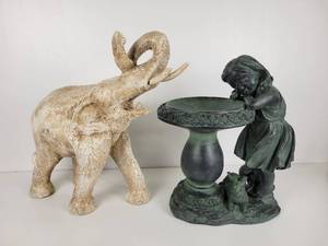 lot 147 image: Pair of Yard and Garden Dcor Statuary