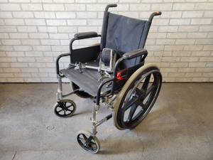 lot 65 image: Wheelchair - NO SHIPPING