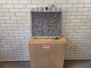 lot 67 image: Aluminum Radiator for 1957 Chevrolet
