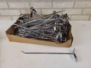 lot 89 image: (60) 12 Slatwall Hooks