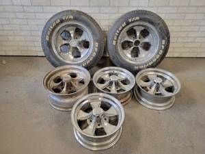 lot 27 image: (6) Cragar and Keystone Rims - NO SHIPPING