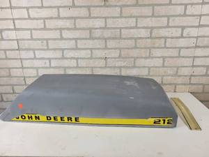 lot 109 image: John Deere 212 Hood Assembly - NO SHIPPING