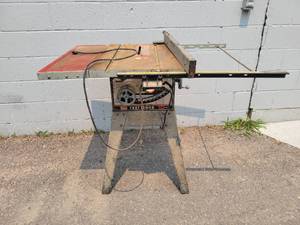 lot 237 image: CRAFTSMAN 10 Table Saw with Stand - NO SHIPPING