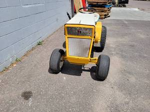 lot 3 image: 1968 Cub Cadet 125 Lawn Tractor - Starts, Runs and Drives - SEE VIDEO