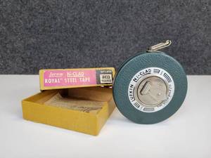 lot 693 image: Vintage 50 Foot Lufkin Ni-Clad Steel Tape Measure