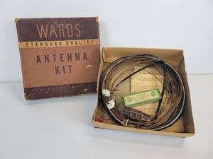 lot 746 image: Vintage Wards Standard Quality Antenna Kit