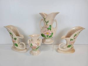 lot 866 image: Set of Pale Pink Gloss Hull Art Pottery
