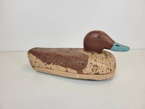 lot 894 image: Cork & Wood Bluebill Hen Duck Decoy