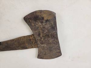 lot 822 image: Vintage Double Head Axe - NO SHIPPING