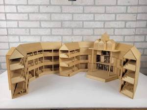 lot 538 image: Hand Crafted Balsa Wood Theater Miniature Model - NO SHIPPING