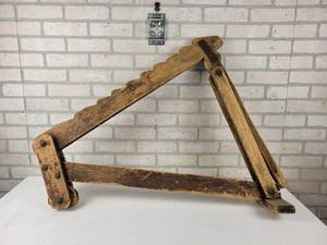 lot 535 image: 19th Century Wagon Jack - NO SHIPPING