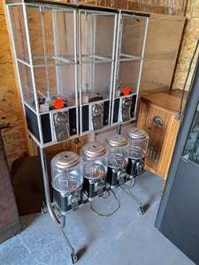 Beaver $1.00$.25 Bulk Candy Dispenser 7-head