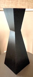 lot 25 image: Black Contemporary Style Table Lamp