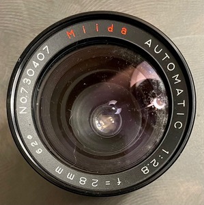 lot 73 image: Pentax 22 mm Lens and Vivitar Auto Flash