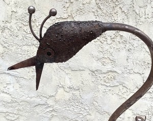 lot 9 image: Steampunk Style Decorative Metal Bird Figurine