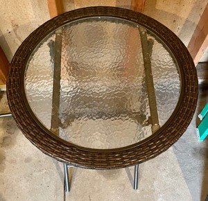 lot 95 image: Circular Folding Glass Top Table