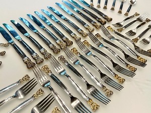 lot 3 image: Sterling Silver Towle Celtic Gold Weave Flatware Set