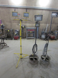 lot 12 image: Shop Lights