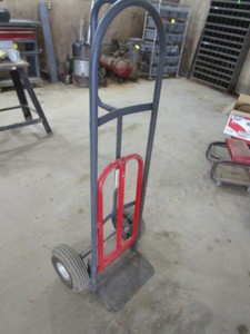 lot 14 image: 2 Wheel Hand Cart