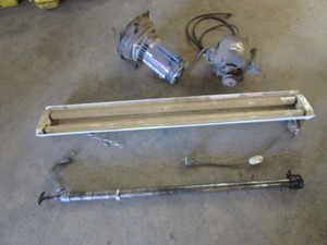 lot 50 image: Electric Motors, Barrel Pump, 4 Shop Light