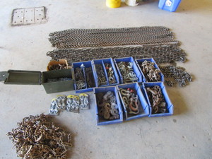 lot 88 image: Chain & Hooks