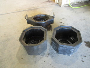 lot 97 image: 9 Ford Gear Totes