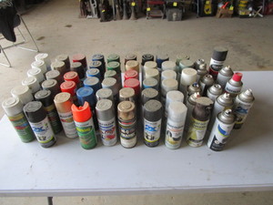 lot 100 image: Spray Paint