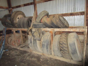 lot 120 image: Truck Wheels & Tires, Trailer House Wheels & Tires