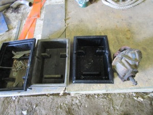 lot 133 image: 9 Ford Gear Carriers & 3rd Member