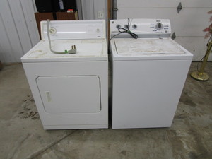 lot 163 image: Kenmore Washer & Dryer