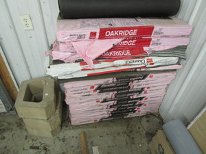 lot 171 image: Shingles & Landscape Bricks
