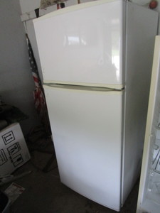 lot 199 image: GarageShop Refrigerator