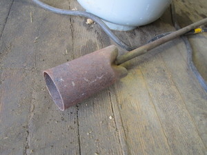 lot 206 image: Weed Burner