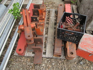 lot 35-A image: Misc. HD Hitches