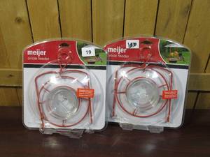 lot 19 image: Lot of TWO Meijer Oriole Feeder
