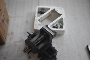 Cross Vise