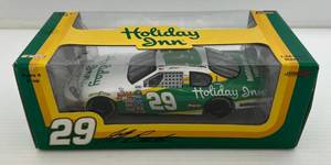lot 259 image: Jeff Burton #29 Holiday Inn 2006 Monti Carlo ss 124 Scale Stock Car Snap-On 3M ( NIB )