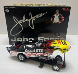 lot 4 image: John Force 6 Time Winston NHRA Champion 124 Scale Die-Cast Funny Car ( Castrol GTX )