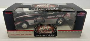 lot 7 image: 1999 Mac Tools 124 Scale Die-Cast Funny Car ( Limited Edition )