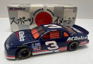 lot 13 image: Dale Earnhardt #3 124 Scale Die-Cast Stock Car ( AC Delco Suzuka Japan )