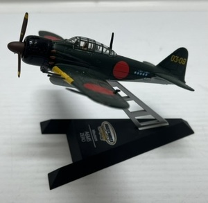 lot 43 image: Matchbox Collectibles Miniature Diecast Plane ( Mitsubishi A6M5 Zero ) On Stand 5 x 5 34