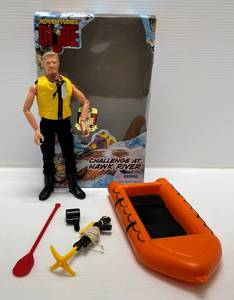 lot 114 image: 1998 G.I. Joe 12Adventure Team Action Figure ( Challenge At Hawk River Playset ) Used Semi Complete With Original Box ( Missing The Hawk )